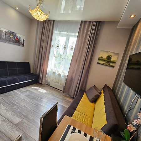 Studio Close To Royal Lazienki Park, Недалеко От Олинек Warsaw Exterior photo