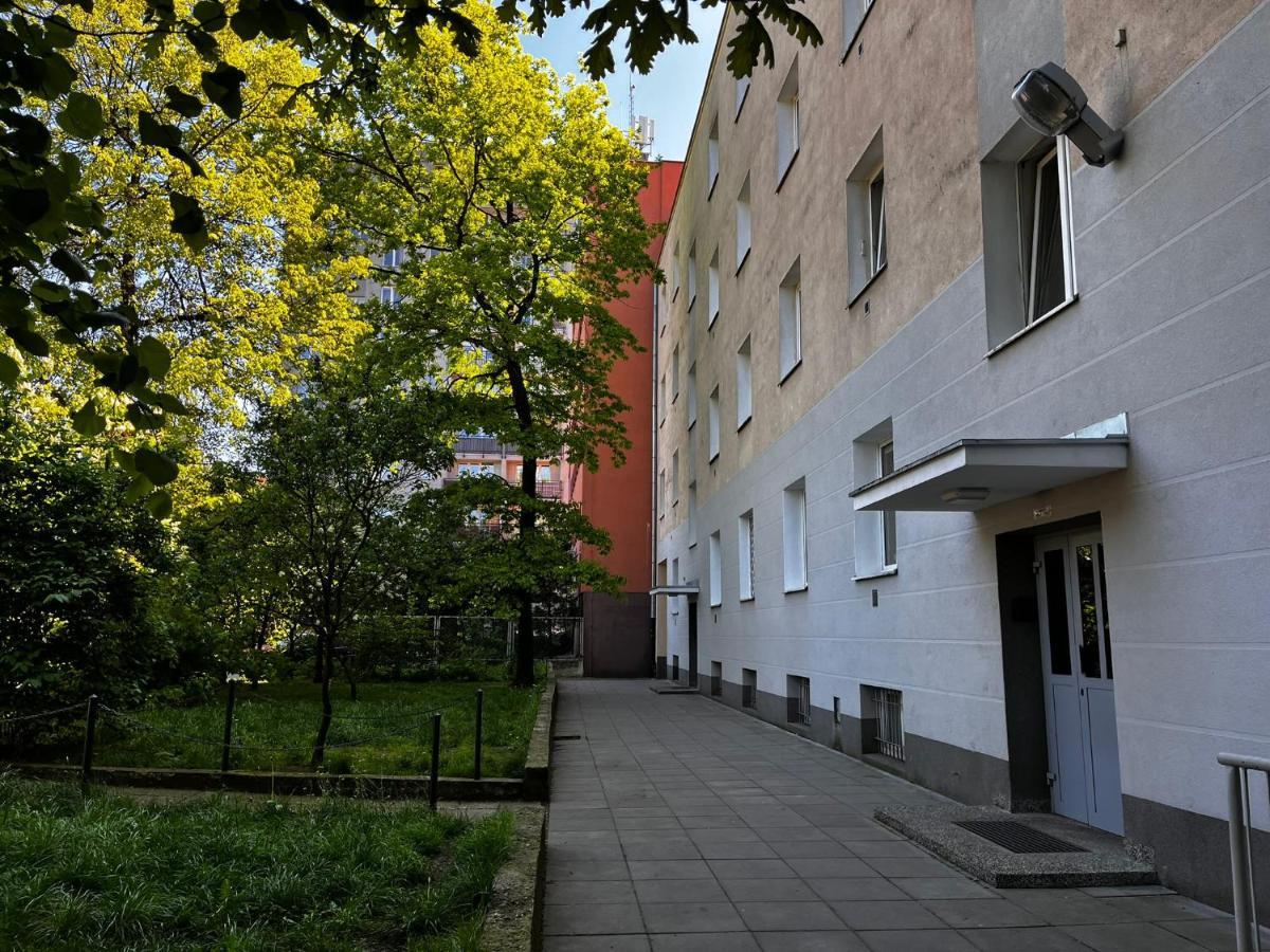 Studio Close To Royal Lazienki Park, Недалеко От Олинек Warsaw Exterior photo